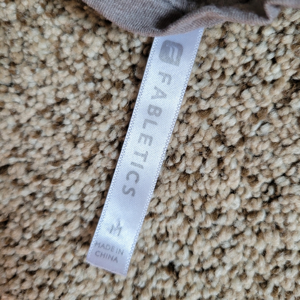 Fabletics Muscle Tank - Picture 3 of 3